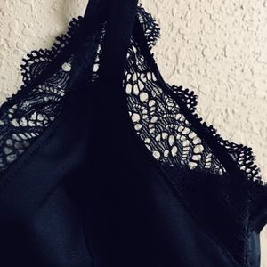 Black Lace Gap Body Bralette